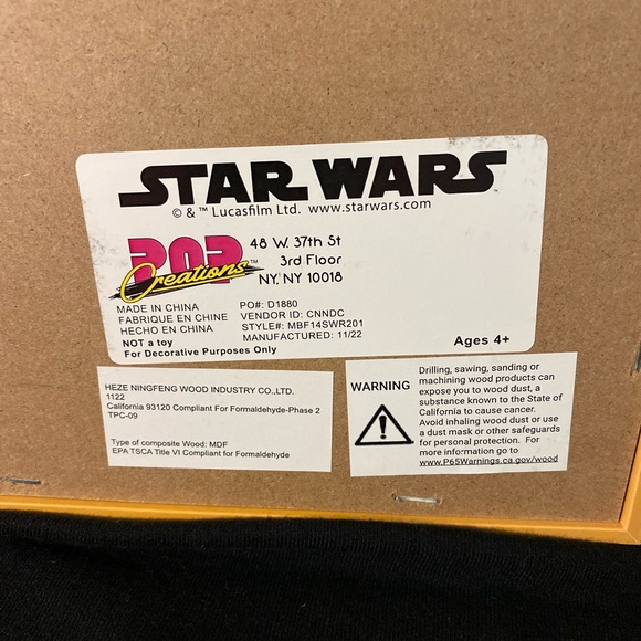 Pop Creations Star Wars 3D R2-D2 and C-3PO wall hanging Yellow Gold Frame NEW - Picture 6 of 6